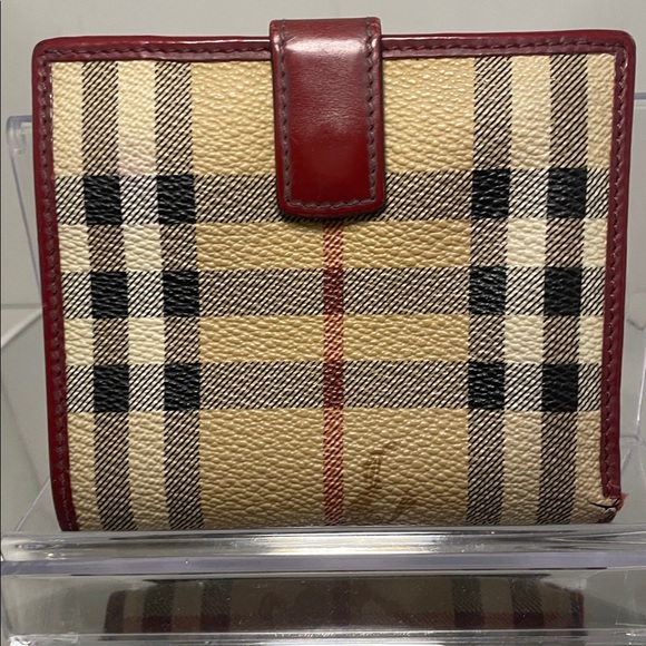 Burberry Red and Tan Checkered wallet - Picture 2 of 7
